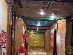 -皇宫大酒店
