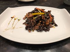 黑鸡枞菌炒爽肉-童福兴·南京菜(老门东店)