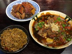 -蓝田九大碗民俗食府(蓝田店)