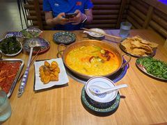 -洱火云南酸菜牛肉火锅(石景山当代商城店)