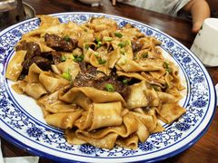 -壹阁胡羊焖饼(特色小吃街店)