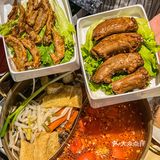 比较推荐的是：藤椒鸡肉片 涮在锅底真的太入味了