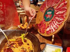 -周小明火锅(黑金冠社区店)