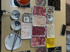 -杨老板·海鲜集市火锅·鲜切牛肉(中防万宝店)