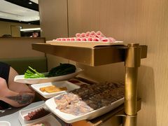-海底捞火锅鲜切牛肉主题店(长寿路店)