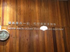 -胡须佬鸡煲四季火锅店(石厦西村直营店)