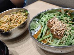 -灵芝妹子海鲜米线(凯德和平广场店)