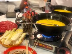 -鲜入围煮花胶鸡海鲜火锅