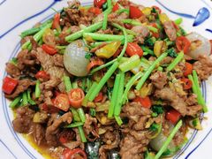 桂圆炒黄牛肉-张氏父子常德肠子馆(贺龙店)