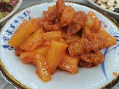 菠萝咕噜肉-小民大排档(光谷店)