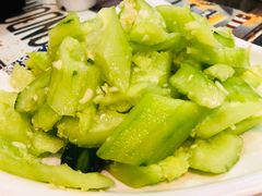 素拍黄瓜-扒虾小妹儿麻辣海鲜(宏图街店)