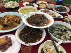 -侬佳蒸菜馆(听潮店)
