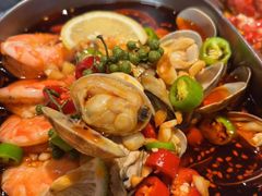 -巴厘龙虾·榜首油焖大虾(音乐学院·沿江酒馆店)