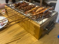 -烤满分·东北烧烤(首经贸店)