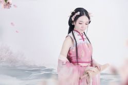 点击看大图 -盘子女人坊古装写真摄影(深圳店)