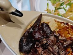 -八府香鸭·啫啫煲(华山路店)