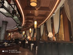 -八府香鸭·啫啫煲(华山路店)