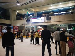 -正佳冰河湾真冰滑冰场