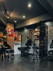 -刺客纹画纹身·洗纹身·穿孔饰品