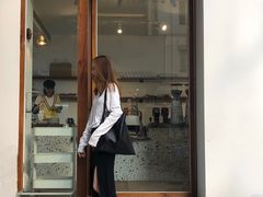 -Line 咖啡(石厦花园店)