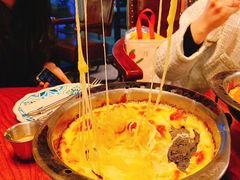 -I HOLIC艾豪丽披萨(KKone店)