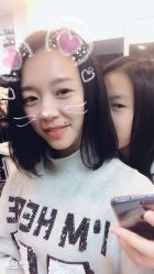 -镁连社·美联社