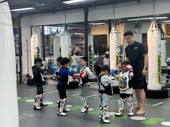 -拳力汇散打搏击泰拳俱乐部(绿地缤纷城店)