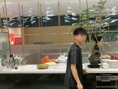 -红鼎豆捞·非遗鲍皇汤火锅(宝丰路店)