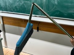 -上海市康健外国语实验中学