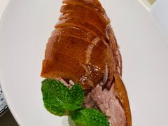 酥香嫩烤鸭-四季民福烤鸭店(外滩外白渡桥店)