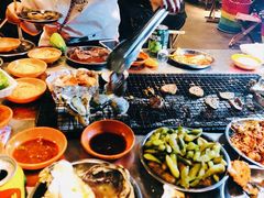 -马路牙子烧烤音乐酒馆(望京店)