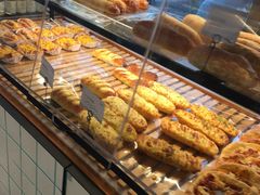 -Dough&Joe团憩(瑞虹天地月亮湾店)