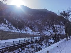 -抱龙峪