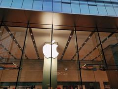 -Apple零售店(华贸购物中心店)