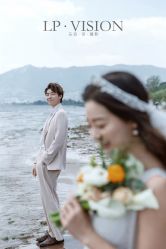 -乐派诗婚纱摄影