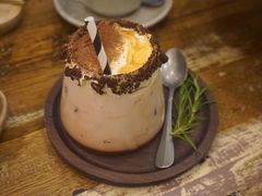 -FLOVIE FLORIST CAFE