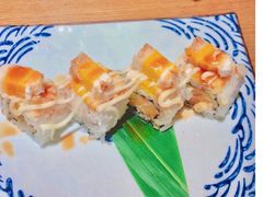 -樱町三味日本料理(城乡世纪广场店)