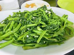 -小海豚•老字号海鲜餐厅(天涯店)