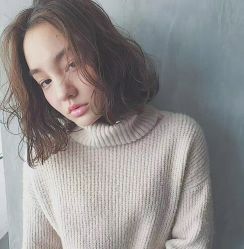 -苑苑发型设计