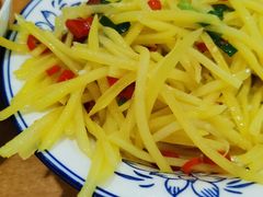 酸辣土豆丝-老游独一佳湘菜馆(高新四路店)