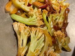 -前海沿·青岛菜(大拇指广场石老人店)