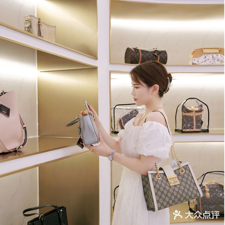 杭州最大中古店|几百就能买LV！随手一拍还能出片~