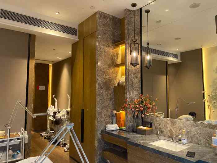 滝川日式美肌沙龙(传媒广场店)-"店在传媒生活广场附近很方便陪小姐妹