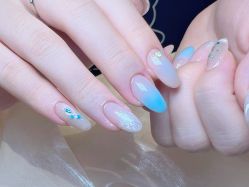 -天生爱美甲