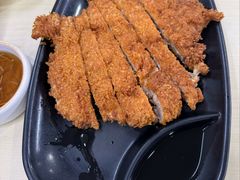 -莱莱小笼·乔艾