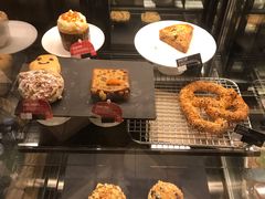 -星巴克臻选(成都环球乐天店)