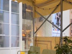 -Line 咖啡(石厦花园店)