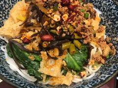 -螺世纪螺蛳粉·桂味小排档(裕德店)