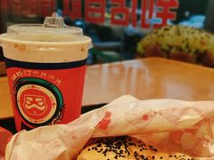 香辣鸡腿中国汉堡-塔斯汀中国汉堡(凯泽雅园店)