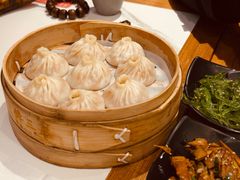 蟹粉小笼包-馋三尺蟹粉小笼(人民广场店)